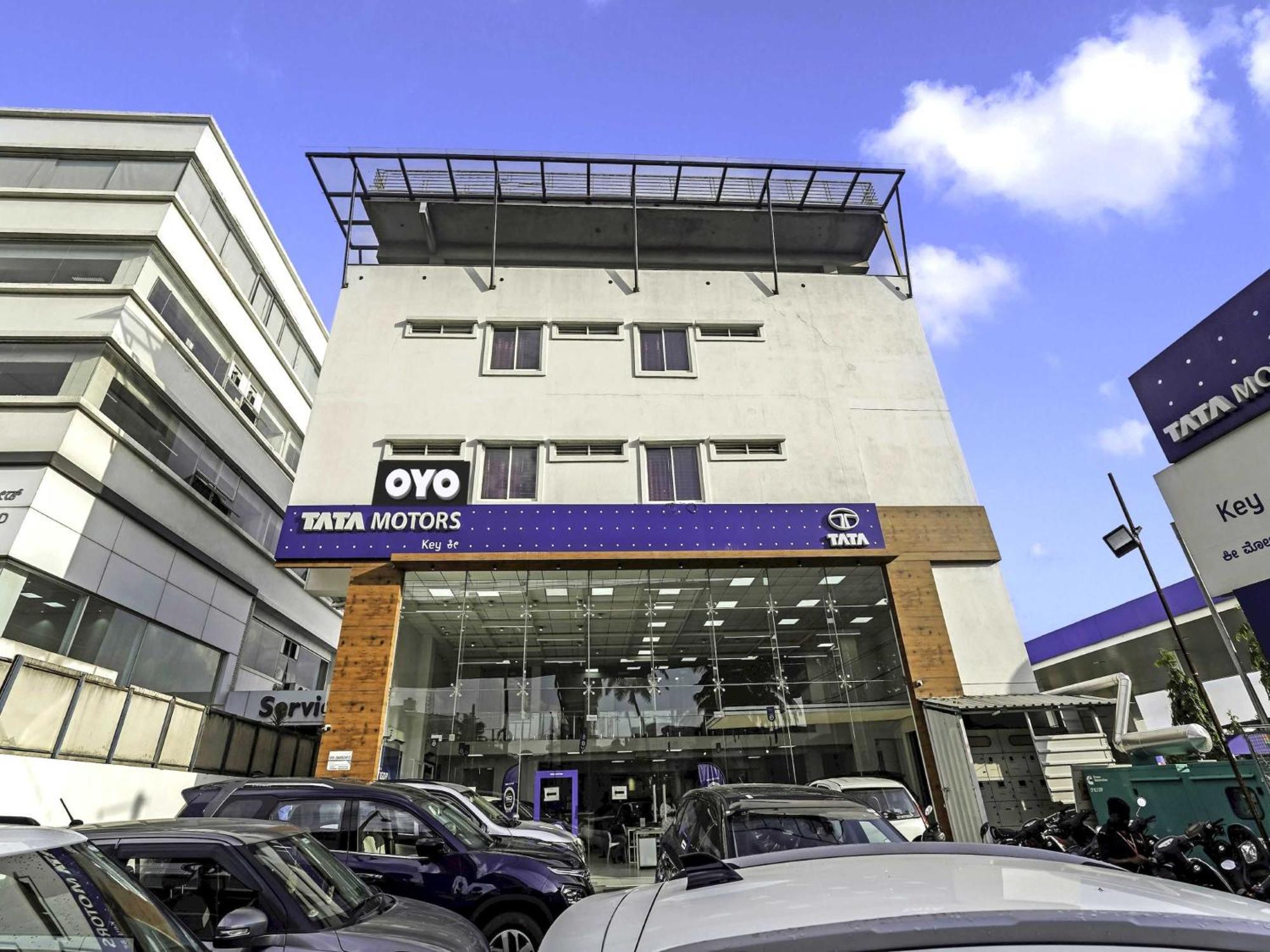 Oyo Flagship Hotel Ayodhya Bangalore Esterno foto