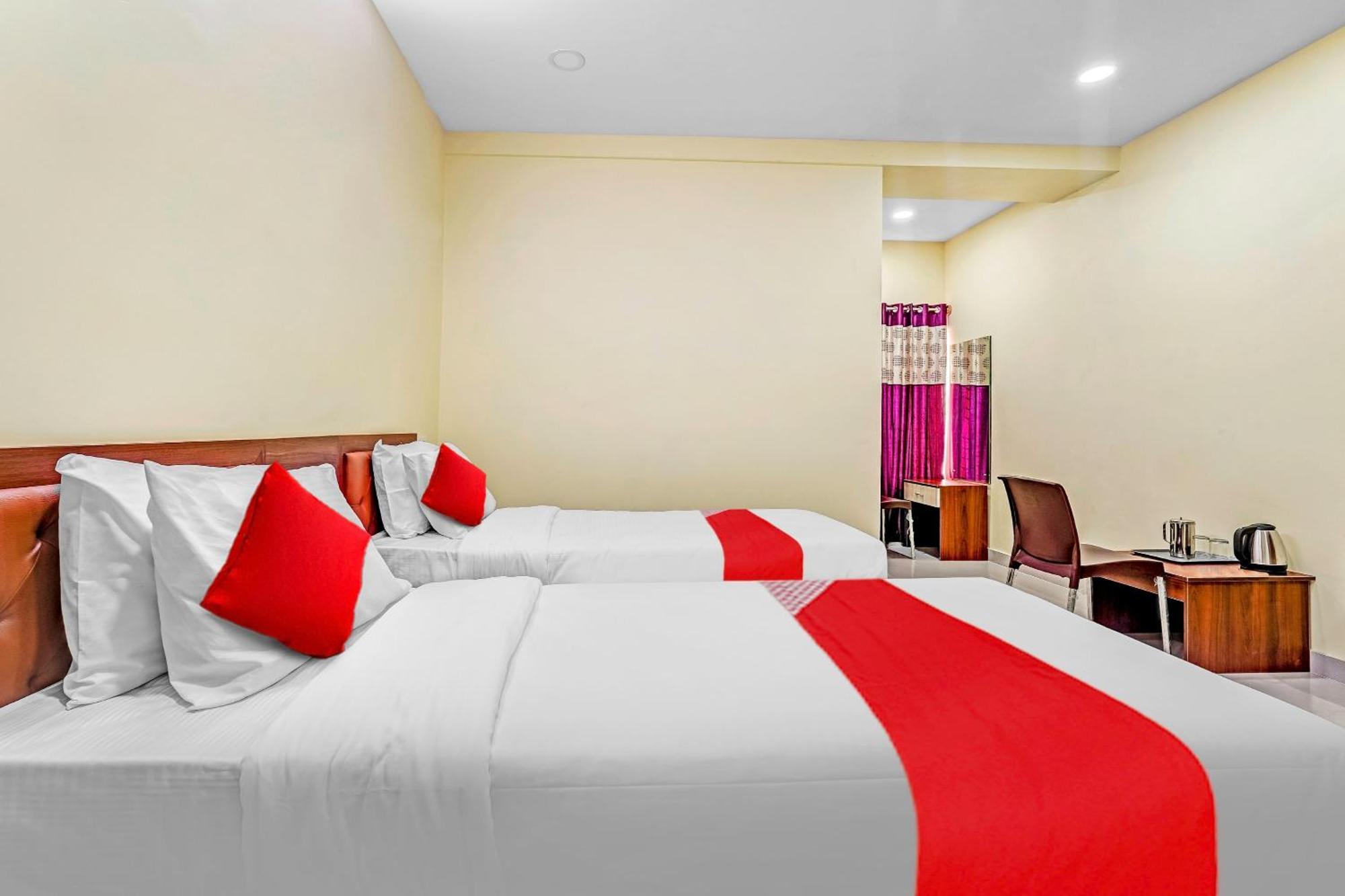 Oyo Flagship Hotel Ayodhya Bangalore Esterno foto