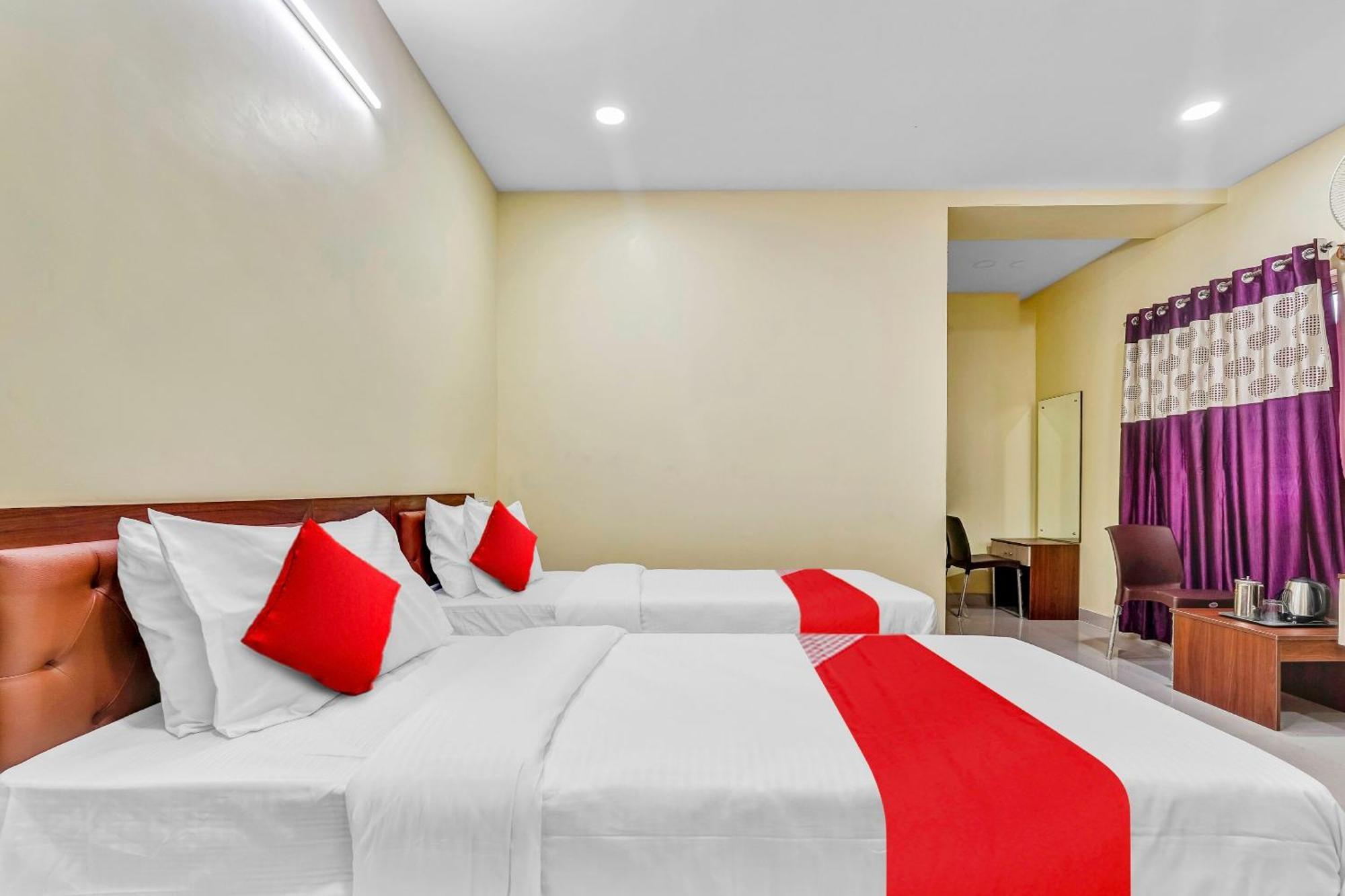 Oyo Flagship Hotel Ayodhya Bangalore Esterno foto